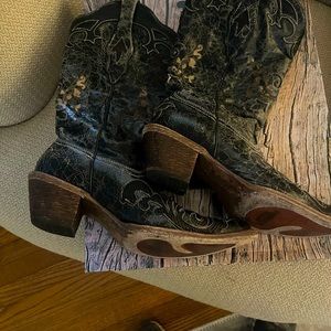 Women’s Corral Cowboy Boots